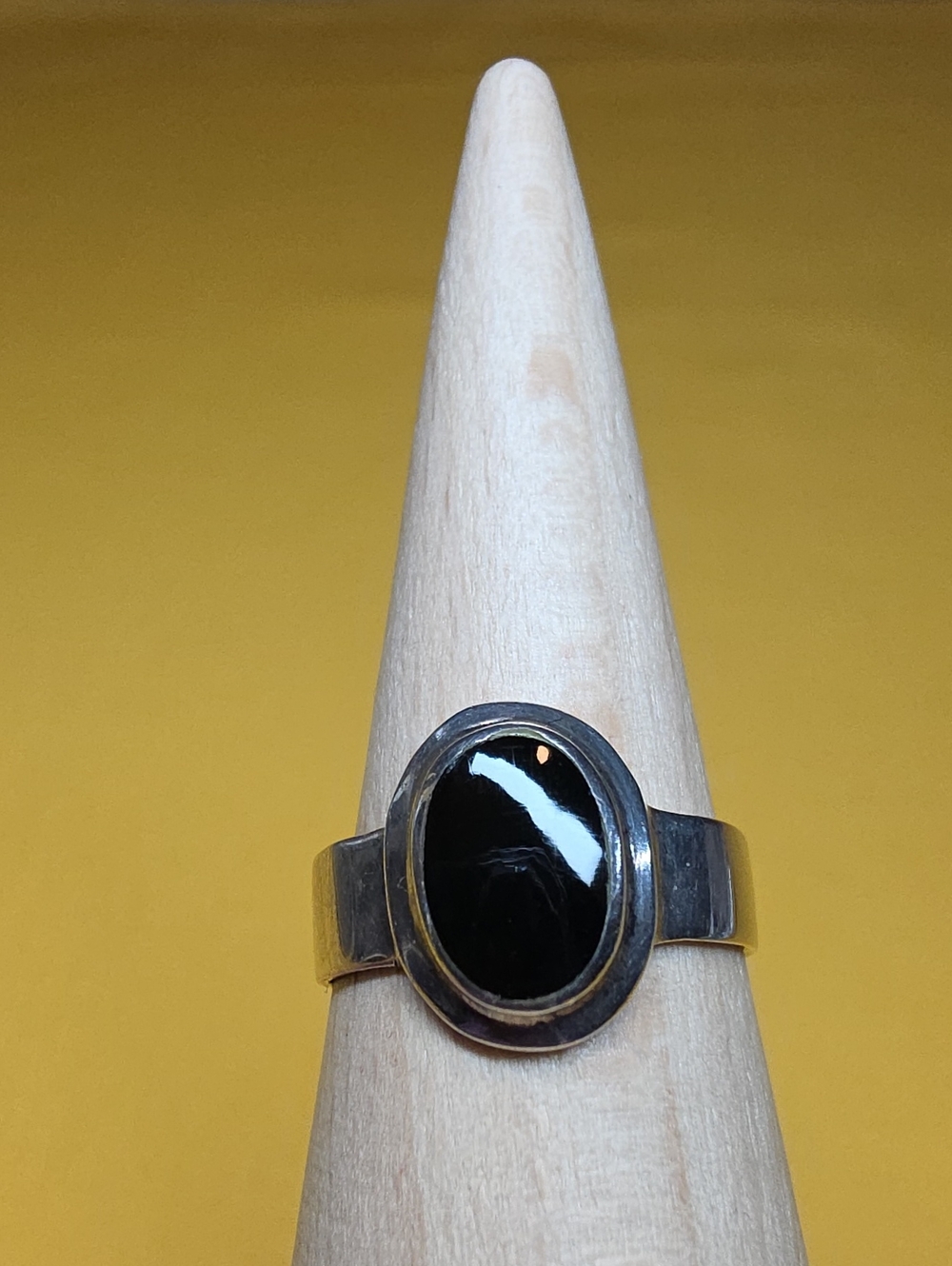 Vintage Silver Ring & Black Onyx Gemstone. AS: 6.5-6.75